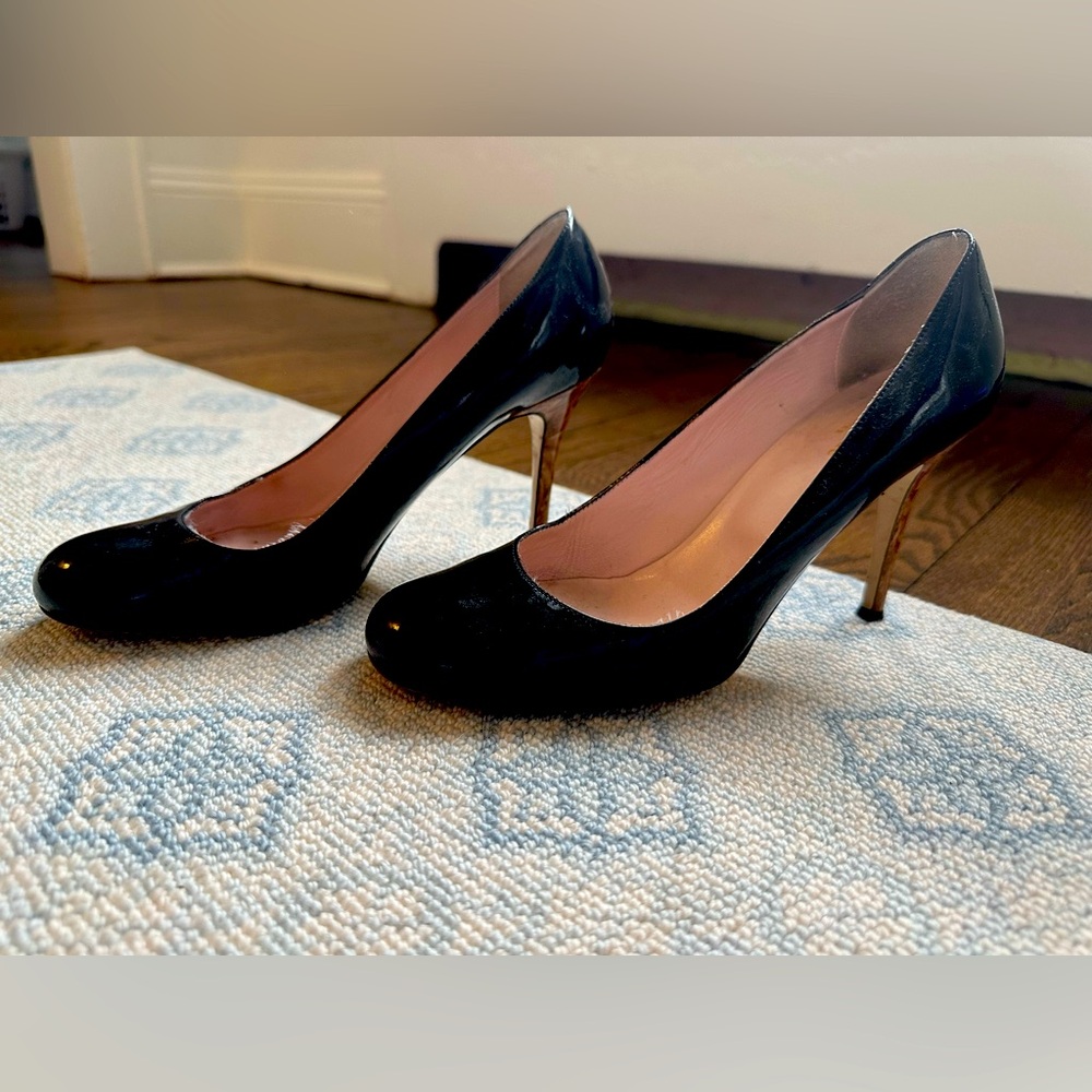 𝅺KATE Spade Classic Black Patent Leather Pumps Size 8